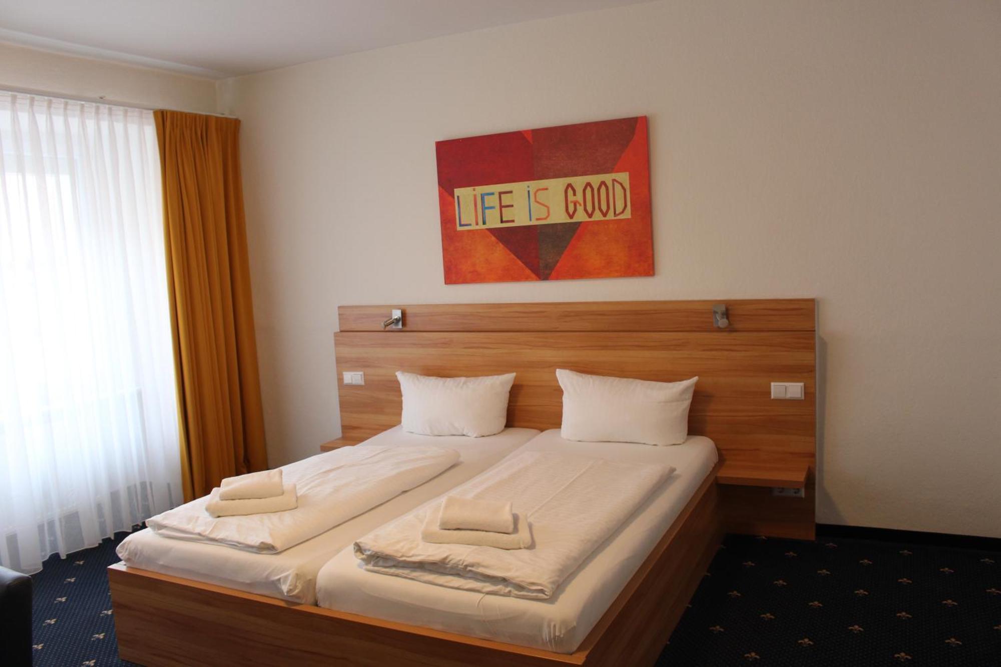 Hotel Capri Uberlingen Luaran gambar
