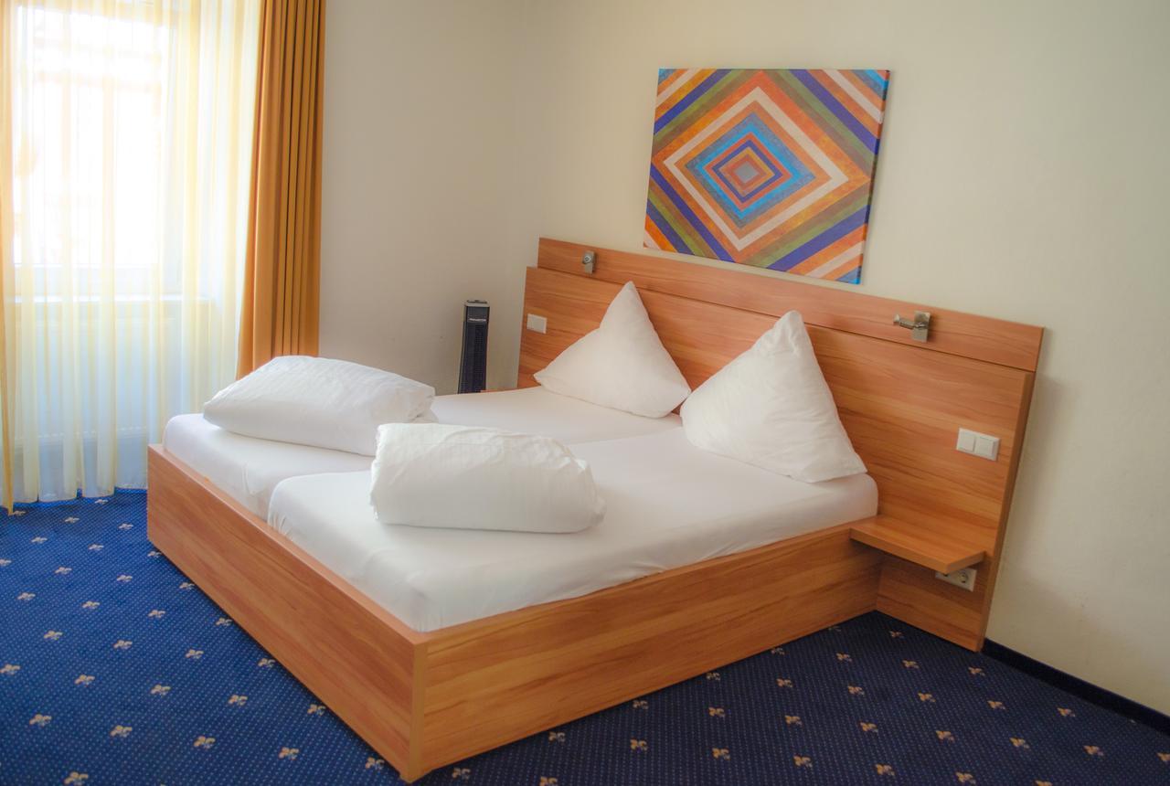 Hotel Capri Uberlingen Luaran gambar